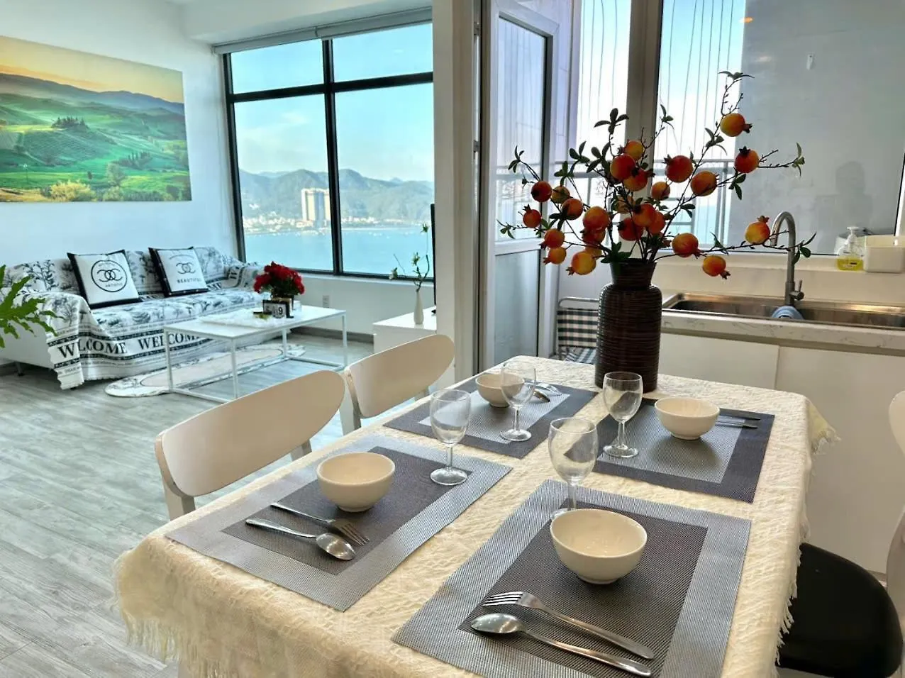 Ly Yen Apartment 芽庄 0*,  越南