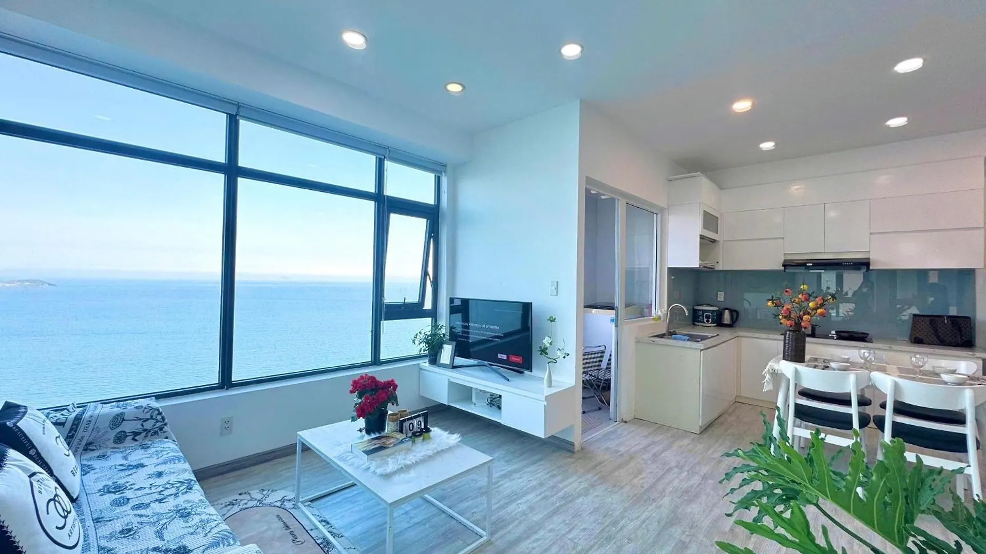 Ly Yen Apartment 芽庄 0*,